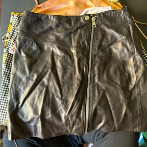 Aqua capsule - 100% Genuine Leather Black Mini Skirt With Asymmetric Zipper
